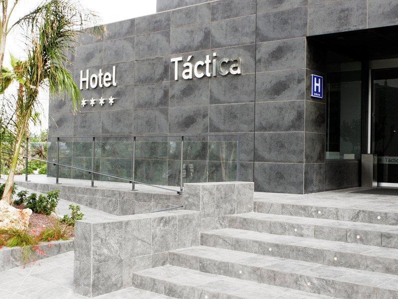 Azz Valencia Táctica