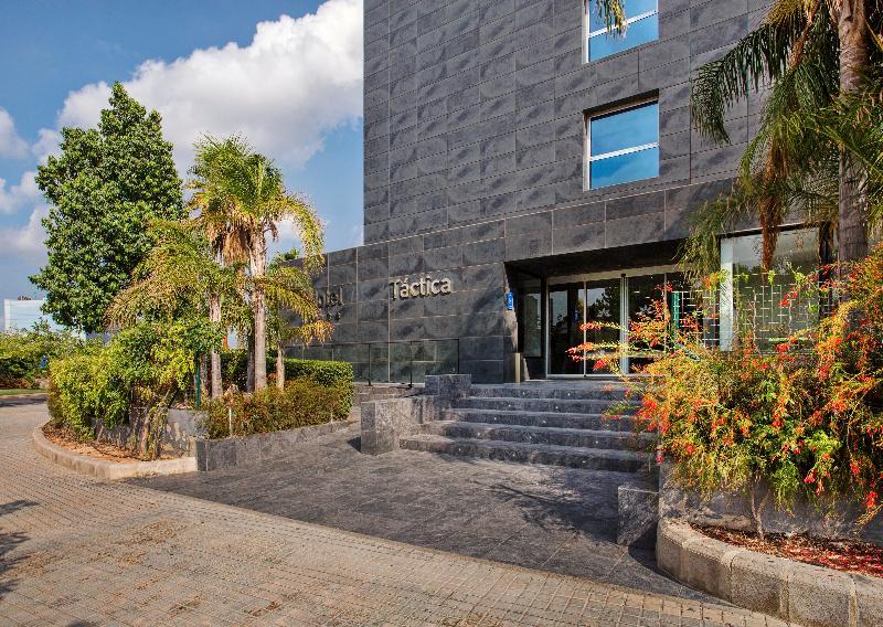 Hotel Azz Valencia Tactica Paterna